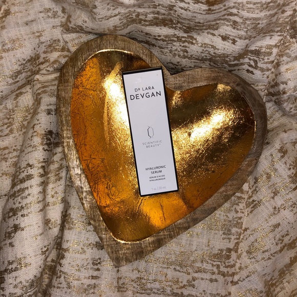 Dr. Lara Devgan HYALURONIC SERUM anti-aging - Picture 2 of 6